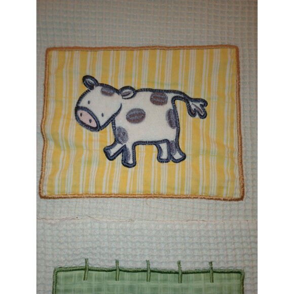 Vintage Handmade Baby Blanket Quilt Farm Animals, Unisex, 53" X 41" Patch, Stamp - Picture 5 of 12